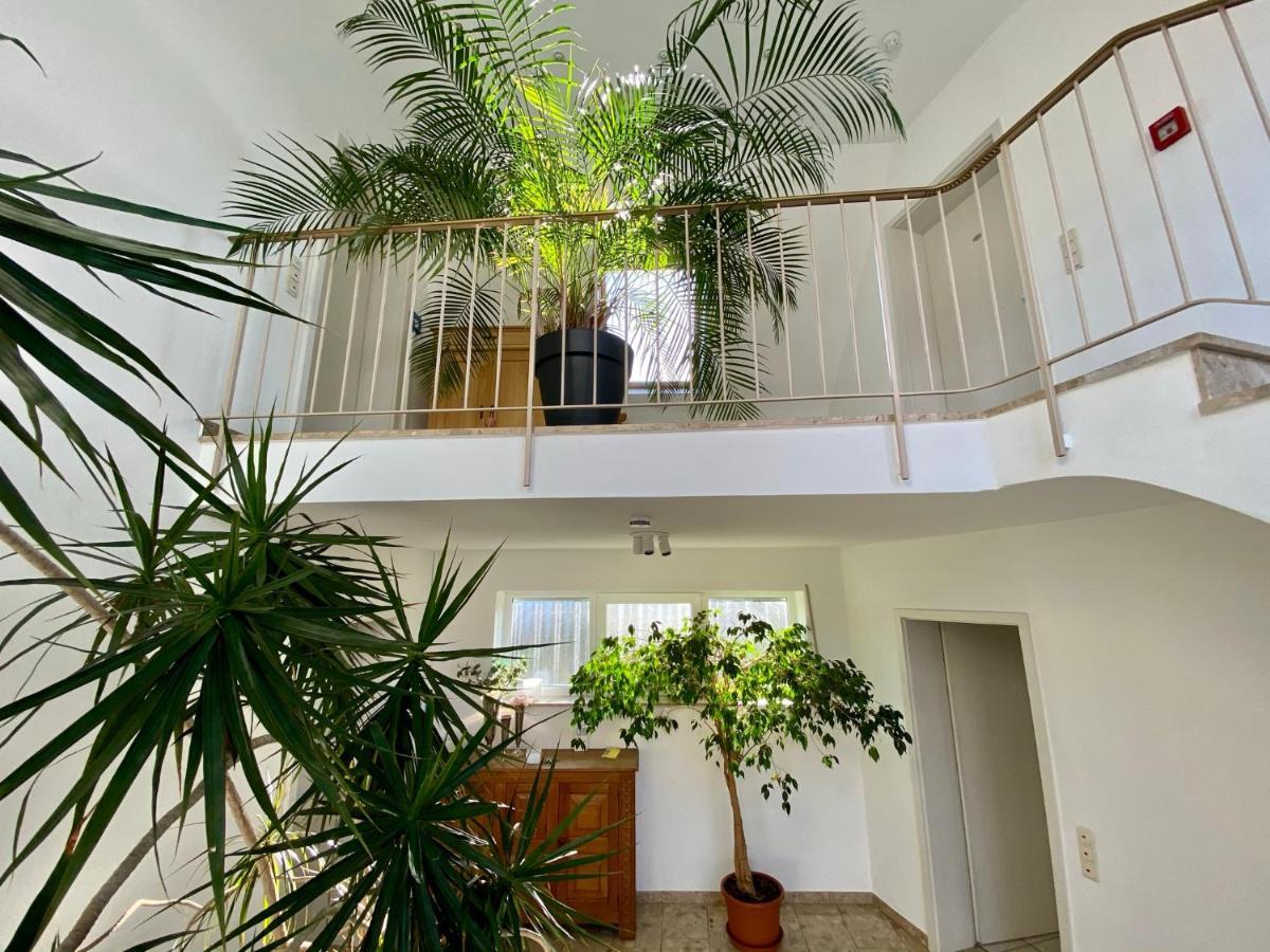 Hotel Hilgers Duren Bagian luar foto