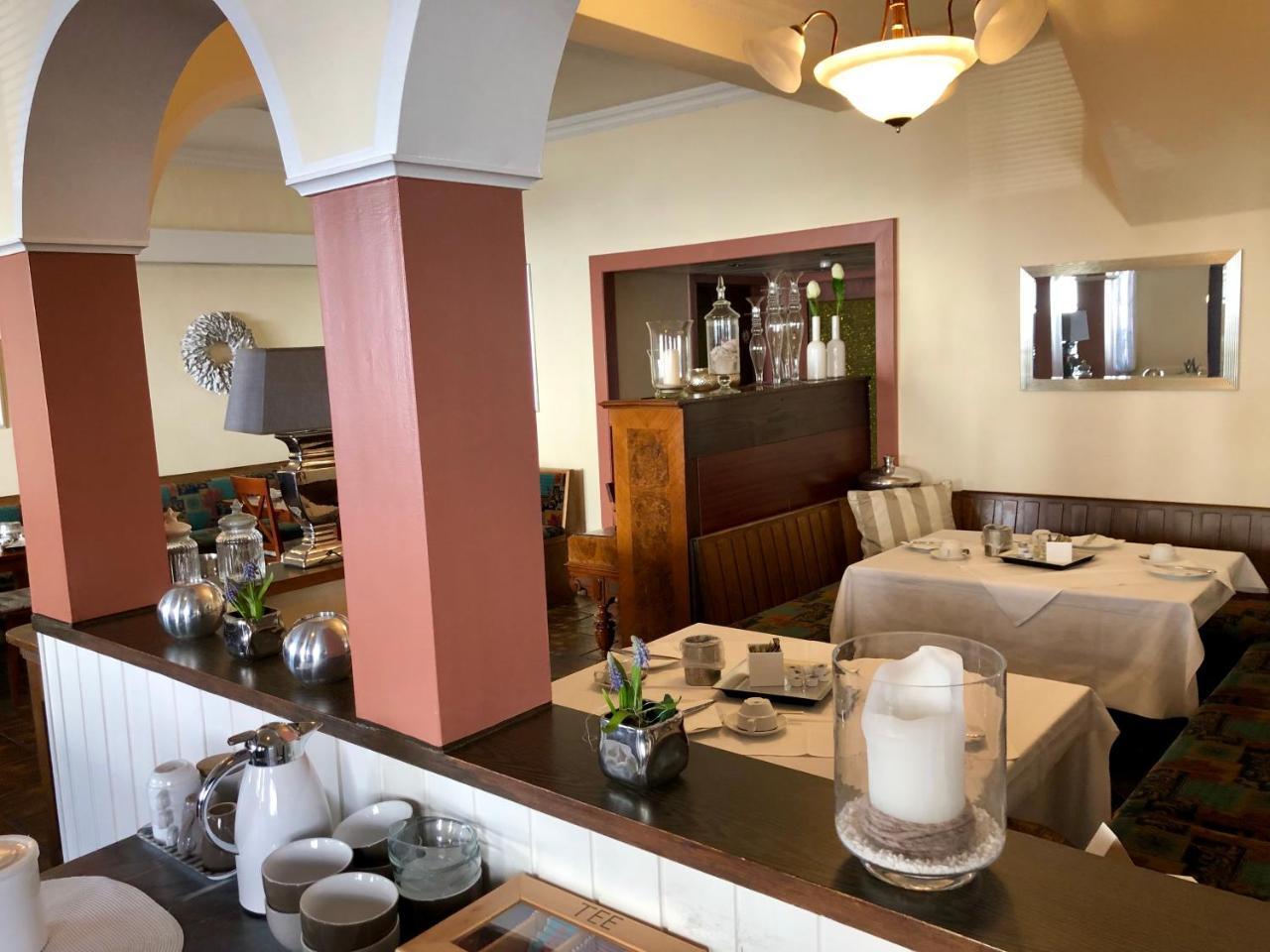 Hotel Hilgers Duren Bagian luar foto